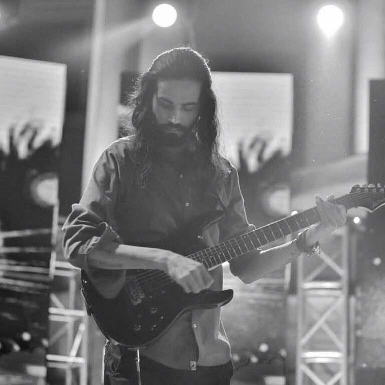 The Songwriter’s Map: How to Build Powerful Chords  From The Major Scale